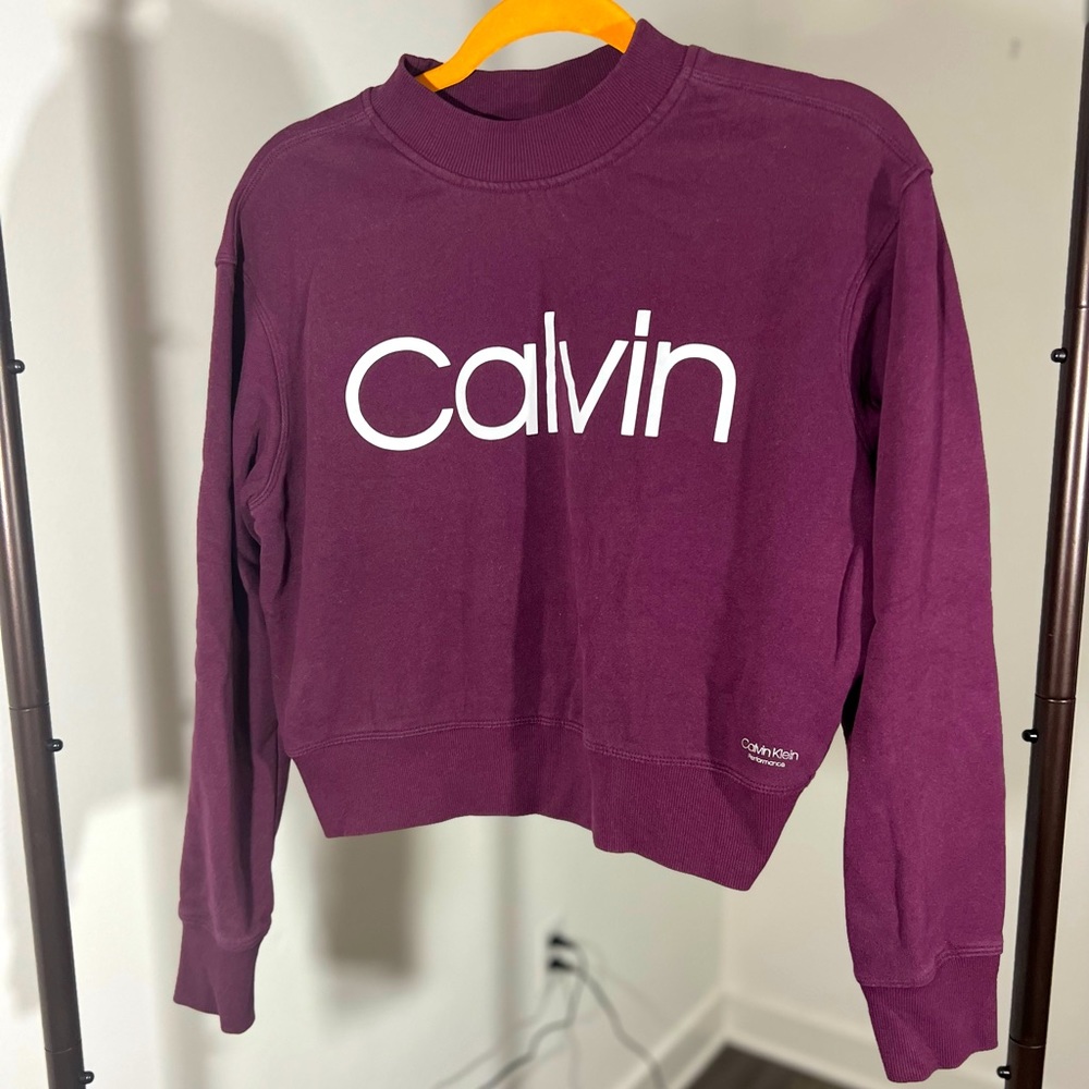 Croped turtleneck sweatshirt